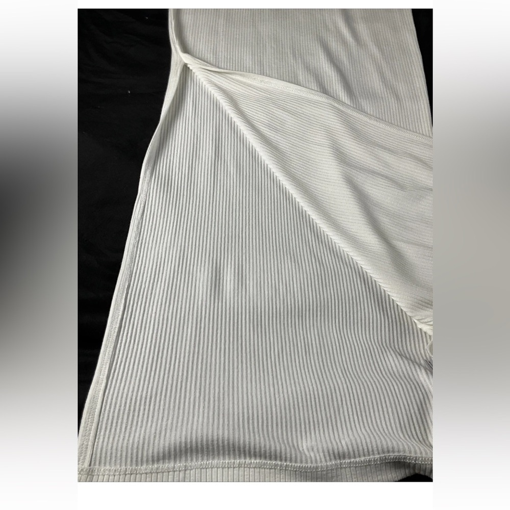 STILLWATER Women’s XS Ivory Ribbed Midi Dress Side Slit LS‎ NWT - Picture 7 of 12